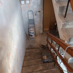 Renovation Usługi Remontowo-Budowlane Krystian Pajek - Najlepszy Montaż Okien Szydłowiec