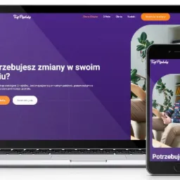 Responsywna strona internetowa psychologa wyświetlana na laptopie i telefonie komórkowym, fioletowe tło, tekst 'Potrzebujesz zmiany w swoim życiu?', przycisk 'Poznaj ofertę'.