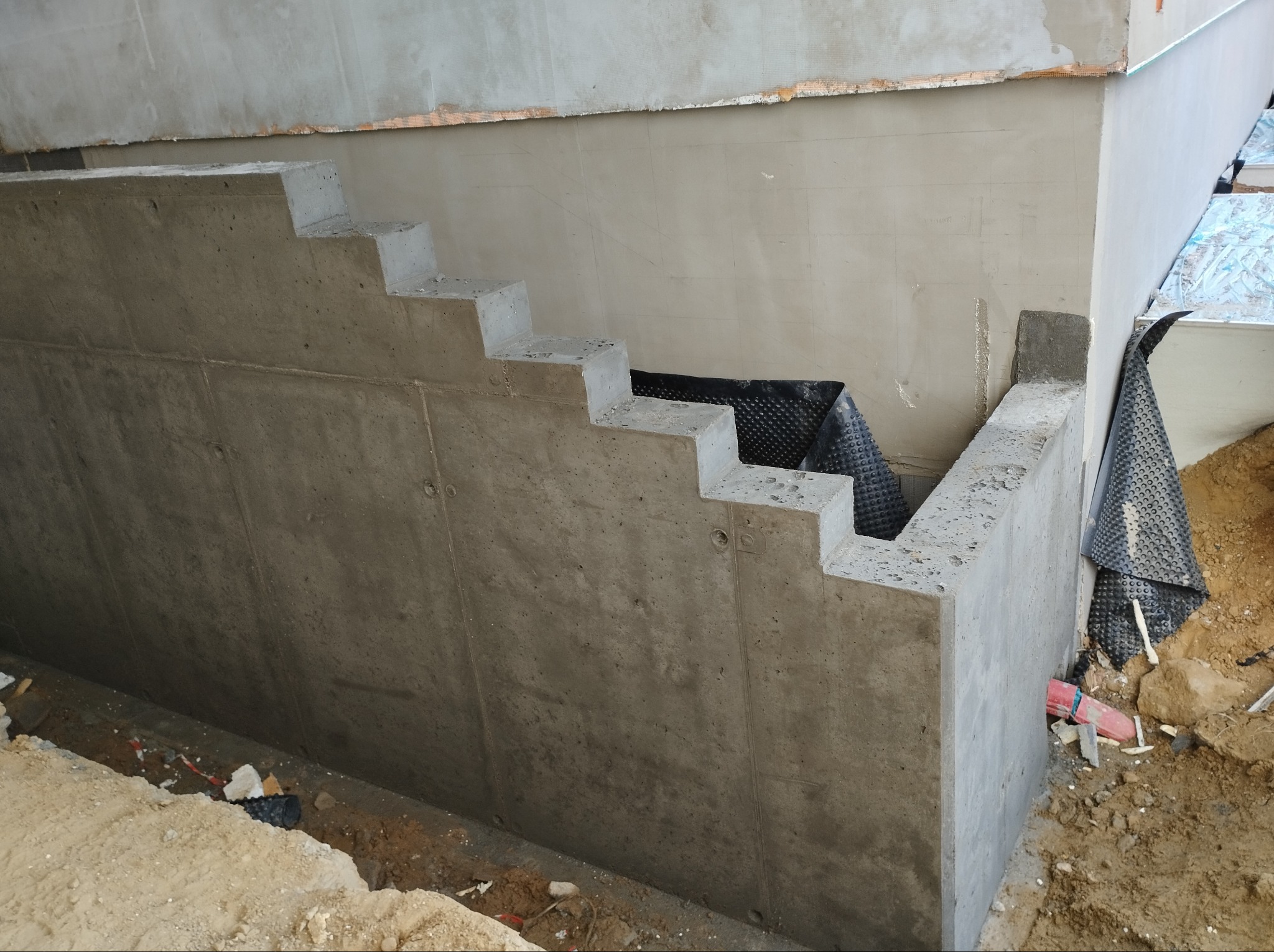 Konstrukcja żebletowa ścian schodów zewnętrznych