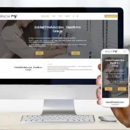 Monitor komputera stacjonarnego i smartfon wyświetlające responsywną stronę internetową firmy odzieżowej 'Gracja' z logo krawieckim, prezentującą ofertę szwalni specjalizującej się w odzieży damskiej.