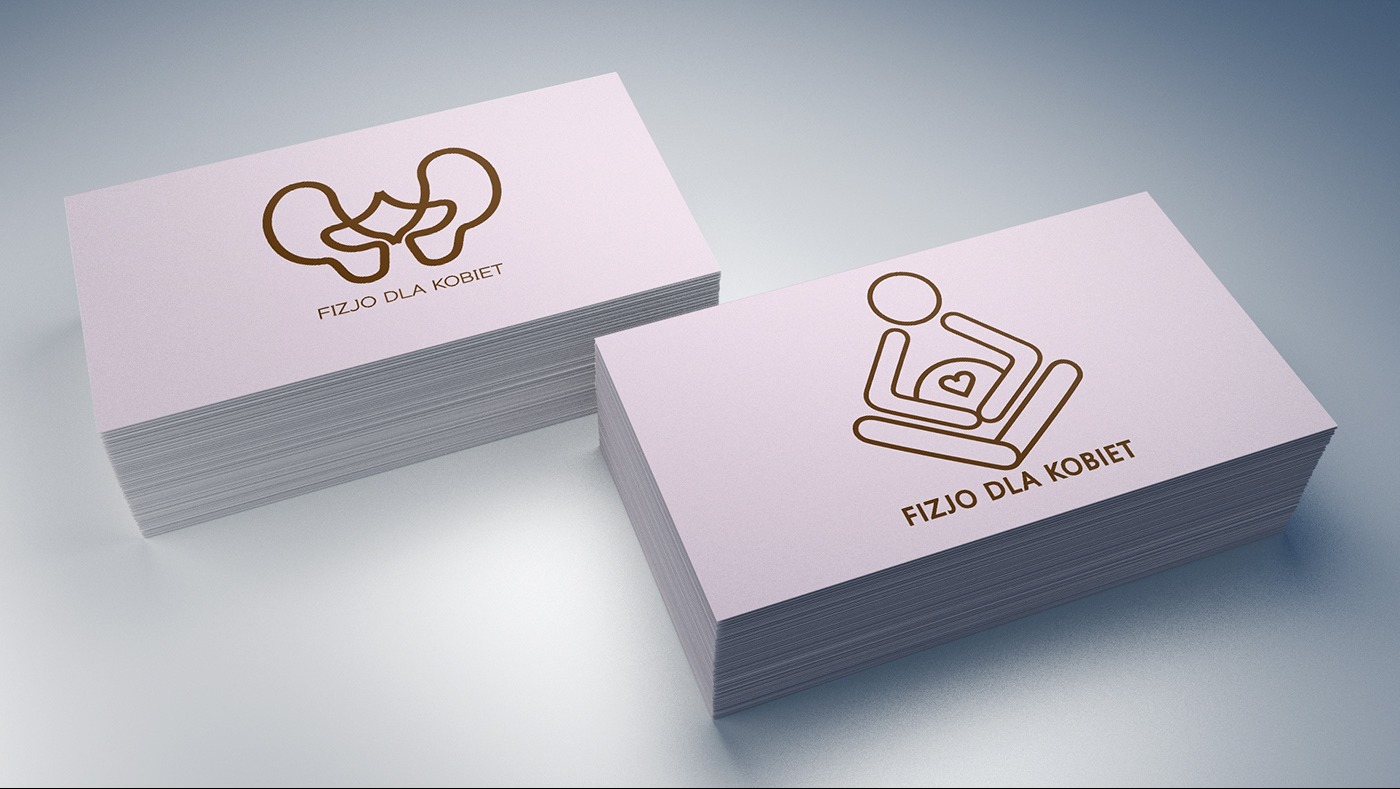 Dwa stosy wizytówek z brązowym logo i napisem 'FIZJO DLA KOBIET' na jasnoróżowym tle.
