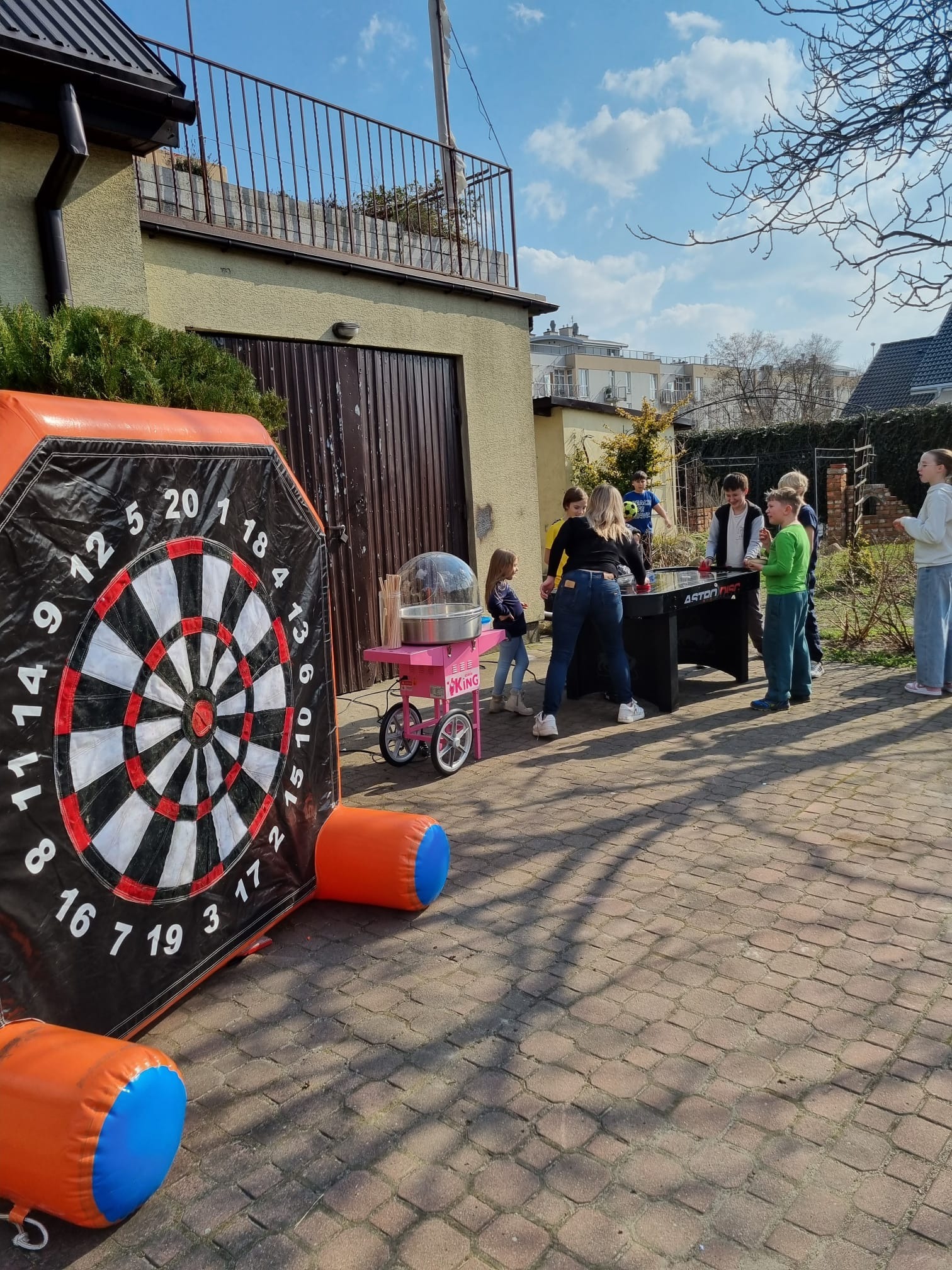 Wynajem atrakcji sportowych na urodziny