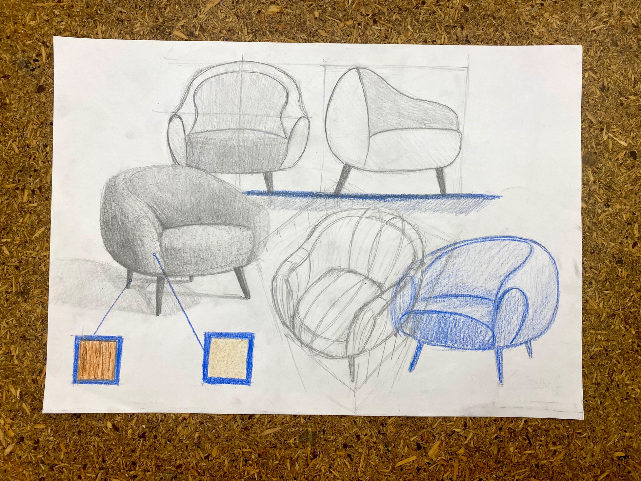 Szkic koncepcyjny foteli w różnych ujęciach, wykonany ołówkiem na białym papierze, z kolorowymi próbkami materiałów obok jednego z rysunków.