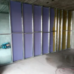 Ściany działowe z płyt GK w sporej inwestycij