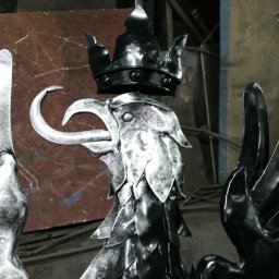 Anna Bodnar - Rzeźba - czarny ze srebrną patyną