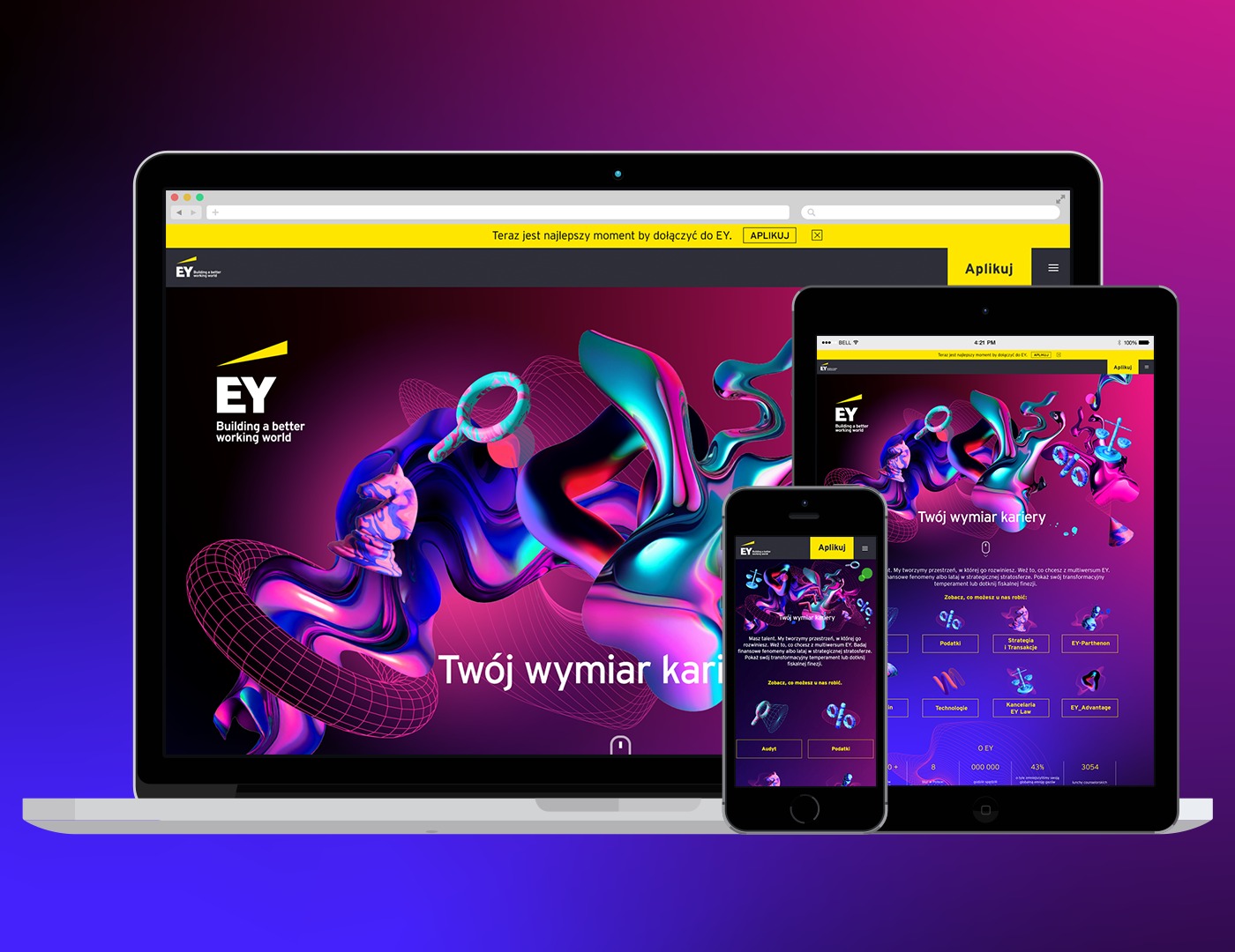 Responsywny design strony internetowej EY (Ernst & Young) wyświetlany na laptopie, tablecie i smartfonie, z abstrakcyjną grafiką w odcieniach fioletu i różu oraz hasłem 'Twój wymiar kariery'.