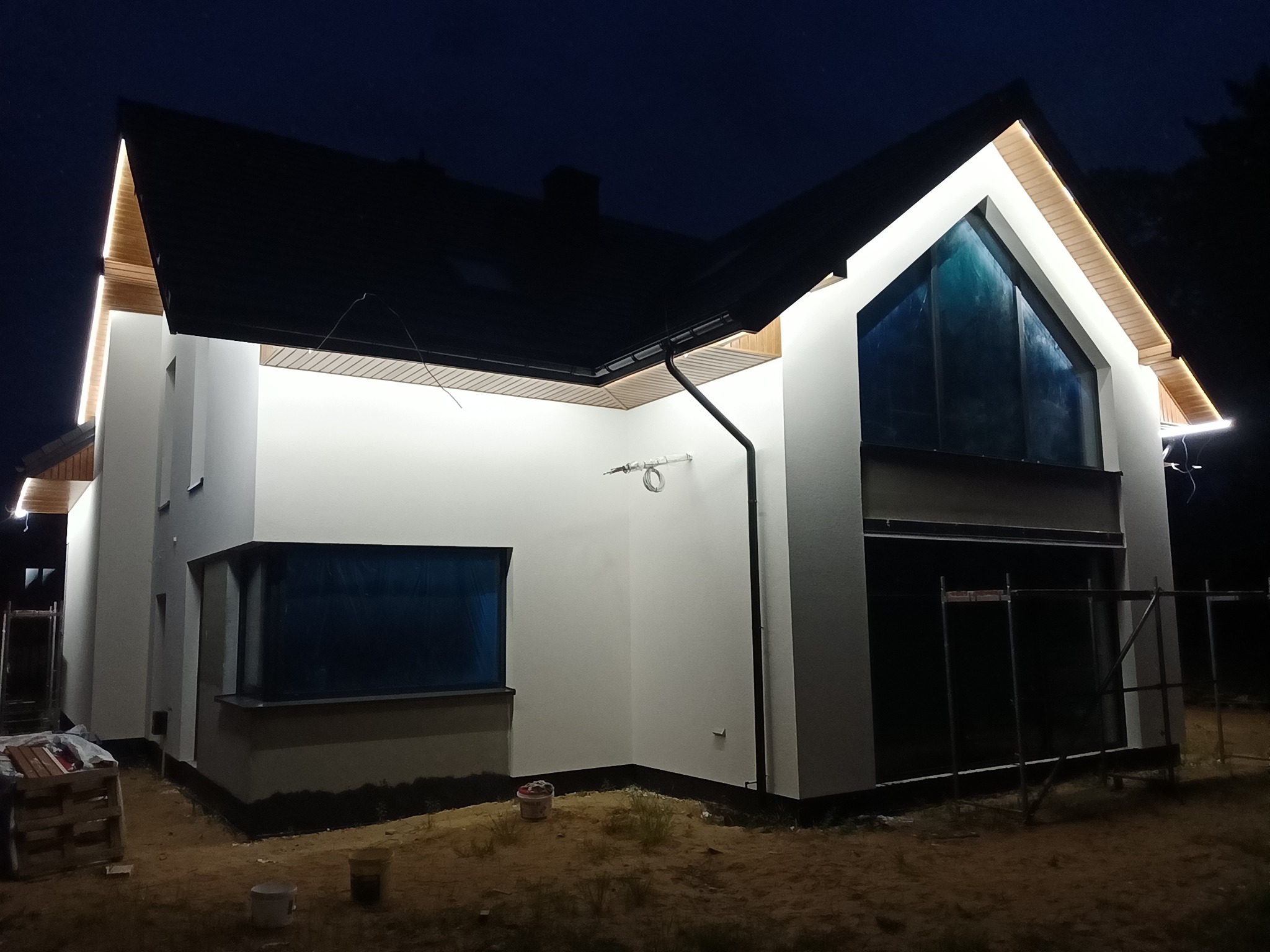 Oświetlenie zewnętrzne taśma LED