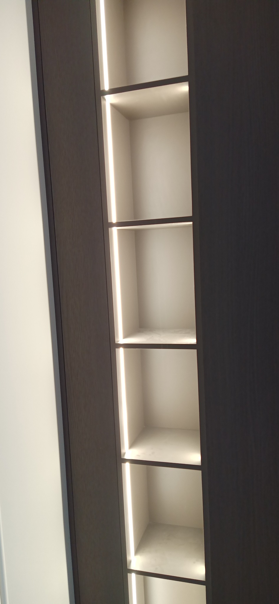 LED w zabudowie meblowej