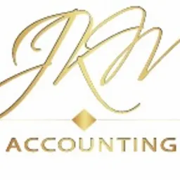 Złote logo firmy księgowej z inicjałami 'JKM' nad napisem 'ACCOUNTING' na białym tle.