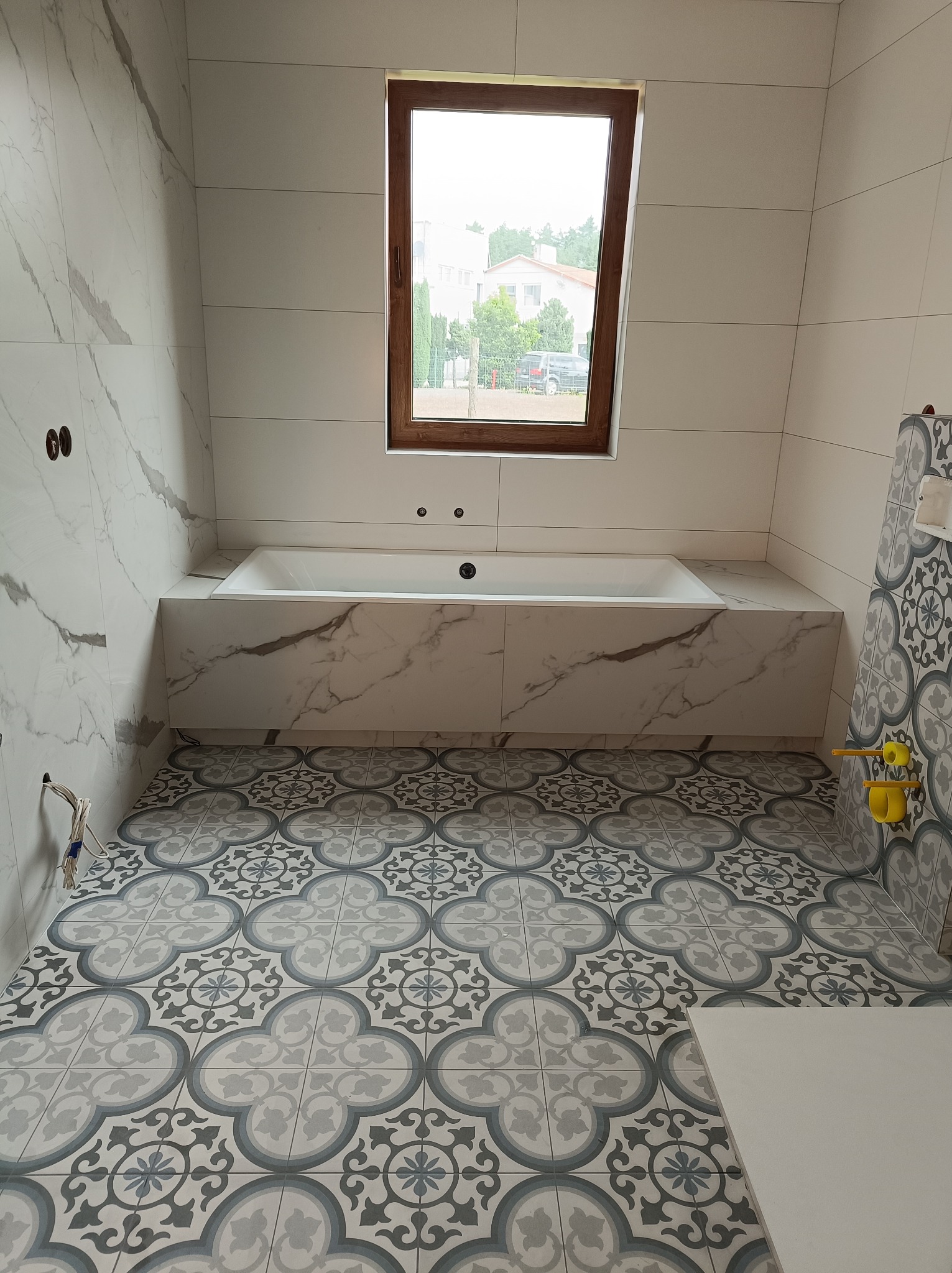 Wykonanie łazienki wraz z zabudową wanny