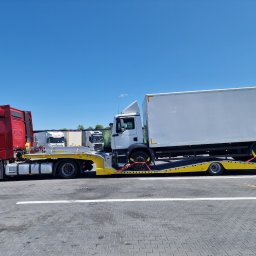 Pomoc drogowa Jobcentrum - Holowanie aut ciężarowych, solówki, ciągniki siodłowe, dostawcze.