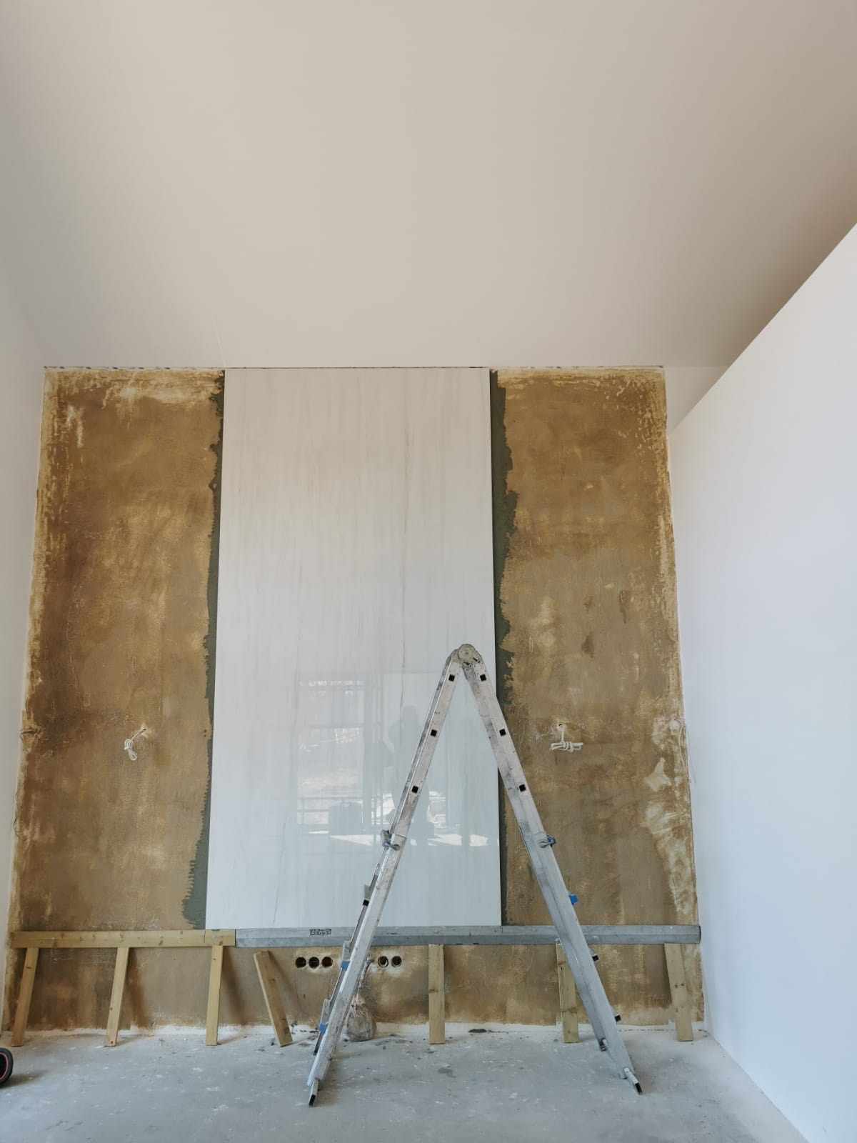 Płytki wielkoformatowe.