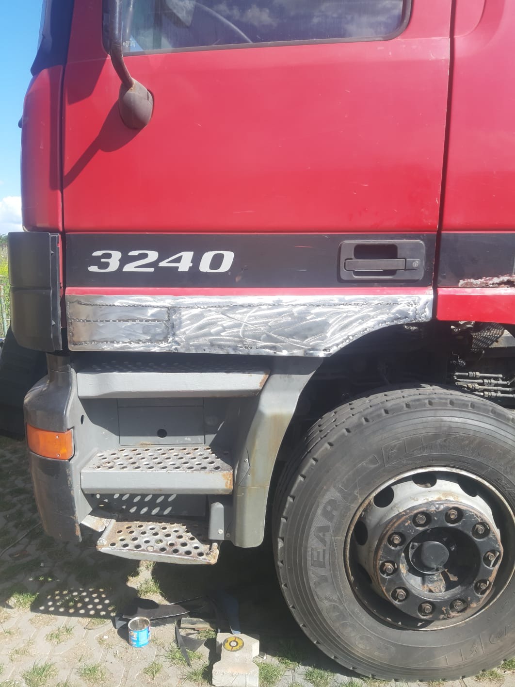 Usługa blacharsko lakiernicza