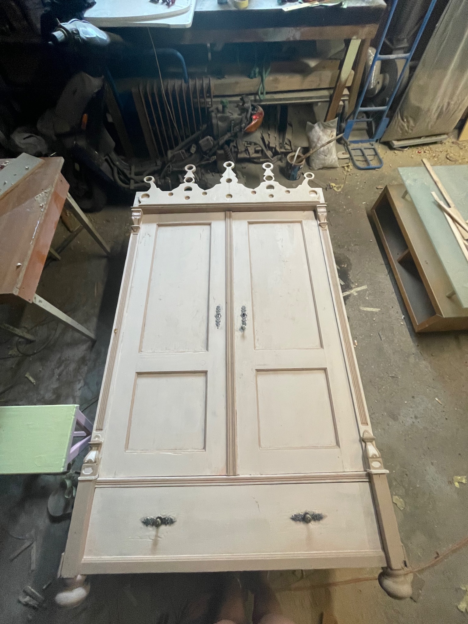 Dokonałam renowacji starej szafy :))