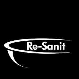 Białe logo firmy Re-Sanit na czarnym tle, z charakterystycznym elementem graficznym w kształcie łuku pod napisem.