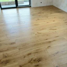 Układanie paneli Myślenice 2