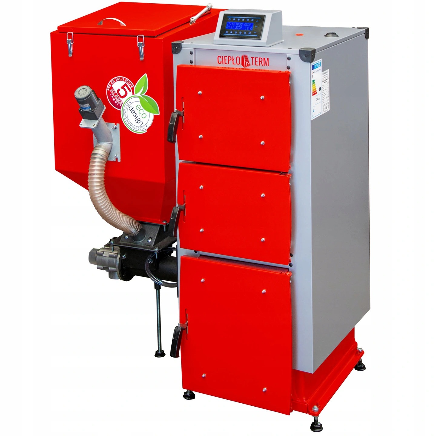 Nowoczesny piec na paliwo stałe z podajnikiem, czerwono-szara obudowa, widoczne oznaczenia eco design i klasa 5, panel sterowania elektronicznego na górze.
