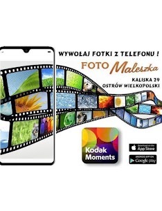 Reklama firmy fotograficznej Foto Maleszka z Ostrowa Wielkopolskiego, zachęcająca do wywoływania zdjęć z telefonu. Na ekranie smartfona widoczny kolaż zdjęć w formie kliszy filmowej. Obok logo...