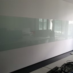 Szkło lakierowane
