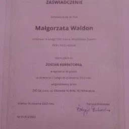 Skan zaświadczenia ukończenia kursu korektora, wydanego dla Małgorzaty Waldon w Krakowie, z podpisem Patrycji Bukowskiej.