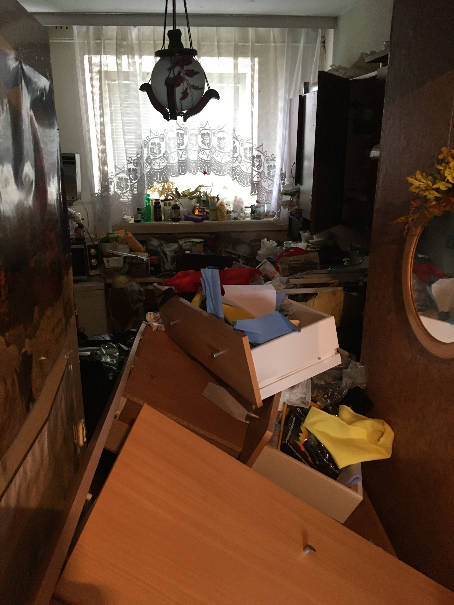 zlecenie - sprzątanie mieszkania po zaniedbaniu