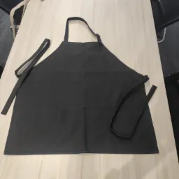 Fartuszek kosmetyczny ze skaju- zlecenie indywidualne.