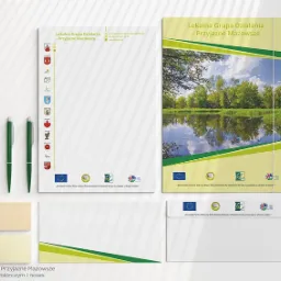 teczki, notesy, długopisy (z nadrukiem lub grawerem)