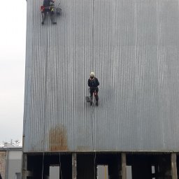 Prace wysokościowe na obiekcie przemysłowym