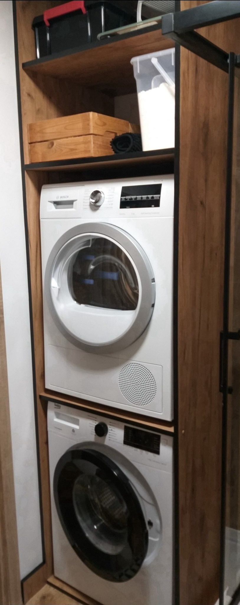 Zabudowa pralki i suszarki