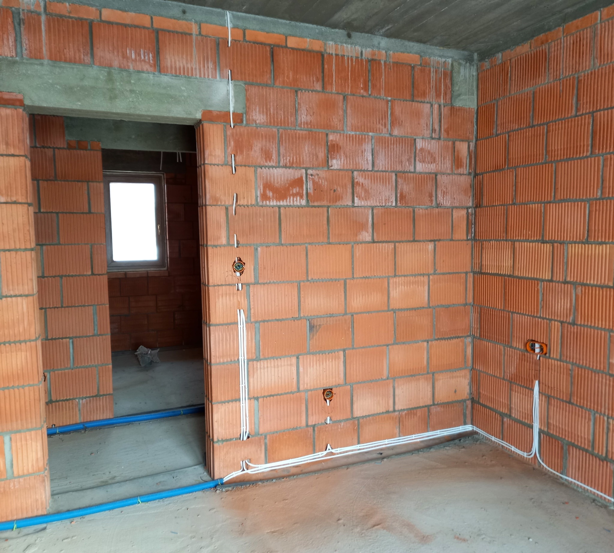 Odcinek instalacji podtynkowej