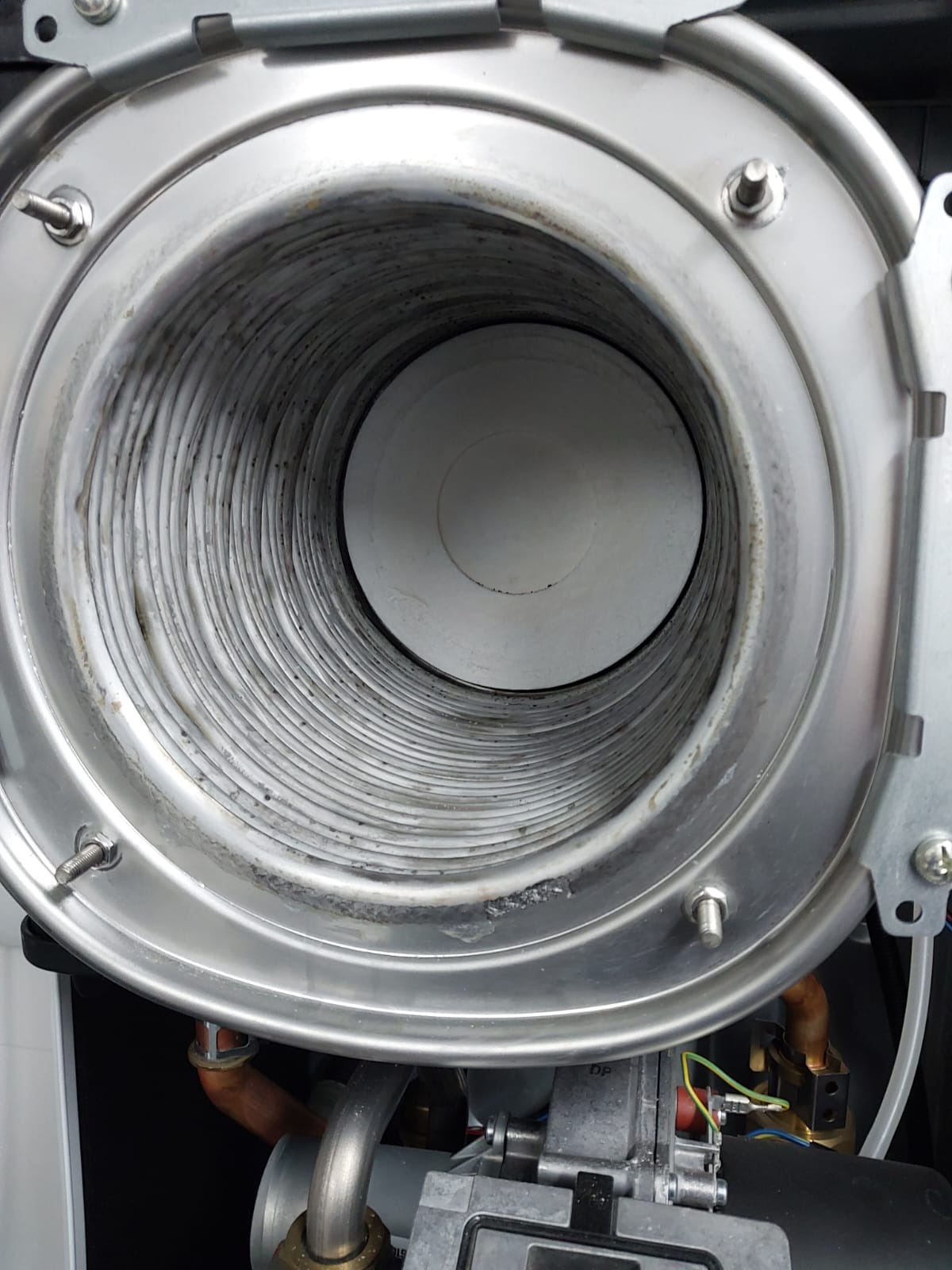 Wymiennik główny kotła Vaillant.