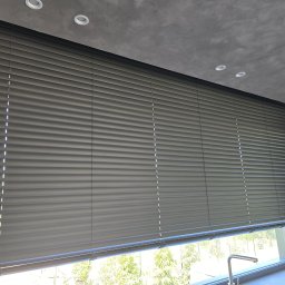 Grupa R3M Krystian Zysko - Żaluzja ALU 50MM elektryczna GRAFIT