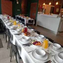 Przygotowujemy różnego rodzaju imprezy. Na zdjęciu stypa.