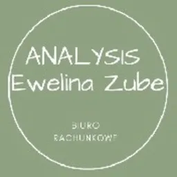 Logo biura rachunkowego w okręgu na zielonym tle, z napisem 'ANALYSIS Ewelina Zube' u góry i 'BIURO RACHUNKOWE' na dole, wykonane białą, ozdobną czcionką.
