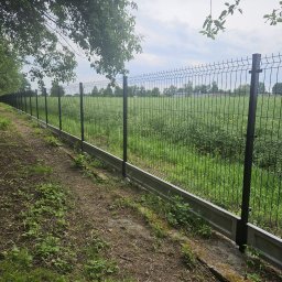 ErBud: Ogrodzenia Panelowe, Siatki, Murowane - Przed domem Opole Lubelskie