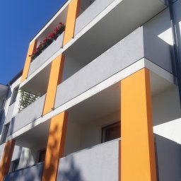 RE&Energy sp.z o.o. - Wysokiej Klasy Malowanie Elewacji Gdańsk