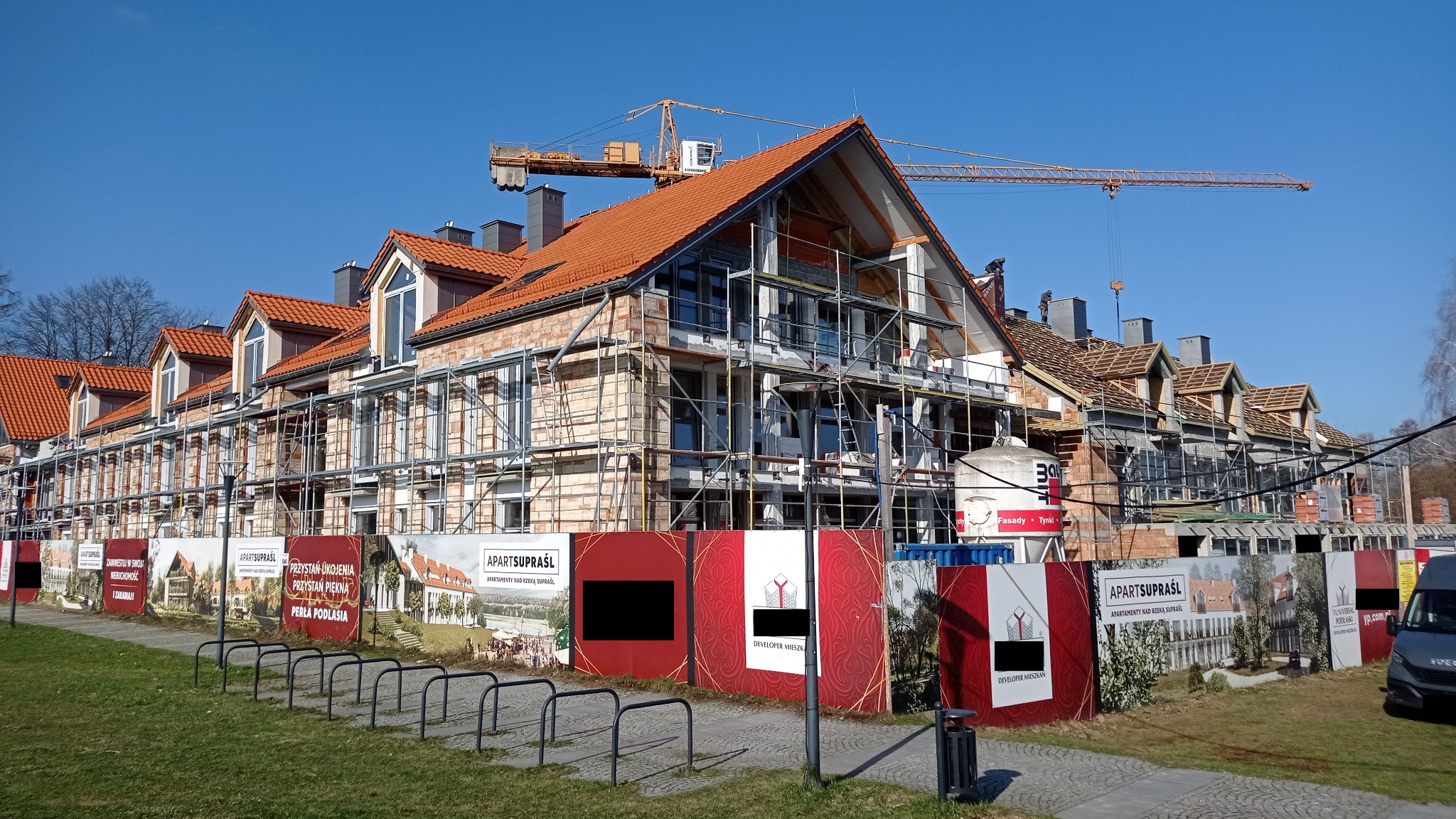 2023-obecnie Budynek Hotelowy z usługami, Supraśl