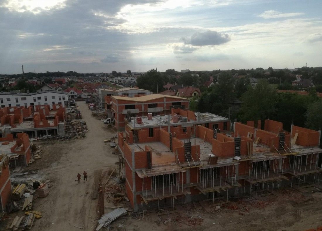 2017-2018 Osiedle domów jednorodzinnych w zabudowie szeregowej, Marki