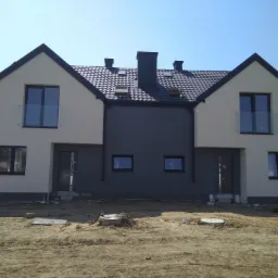 jesteśmy w trakcie zakończenia zabudowy bliźniaczej w Kozerach