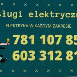 Grafika reklamowa z hasłem 'Usługi elektryczne', numerami telefonów i rysunkiem elektryka niosącego drabinę i żarówkę.