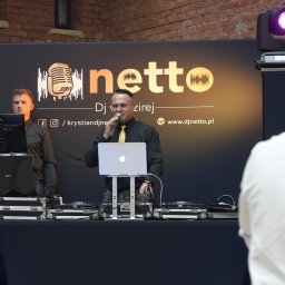 DJ/Wodzirej Netto Music 

Od 20 Lat zajmuję się prowadzeniem imprez okolicznościowych. Posiadając,bogate doświadczenie w czasie kilku spotkań omawiam wszelkie szczegóły dotyczące każdej imprezy,wesela i tp.
