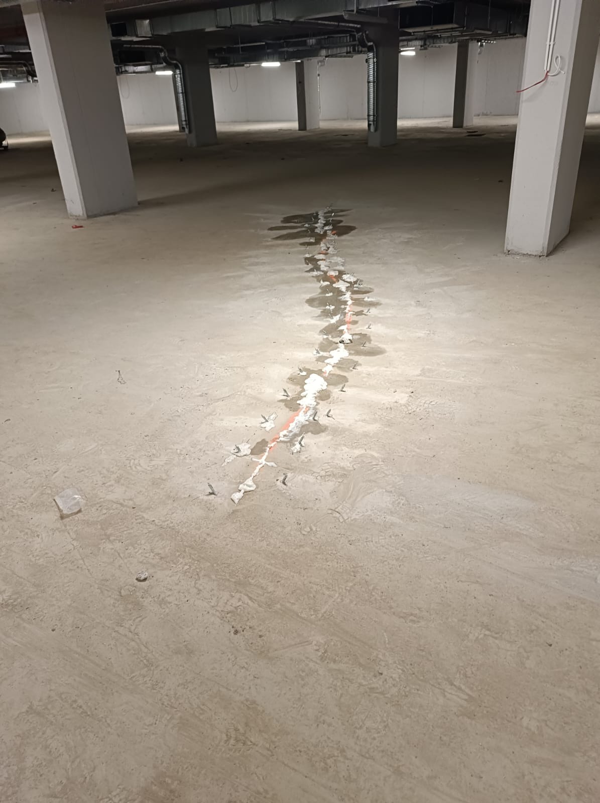 Iniekcja ciśnieniowa płyty fundamentowej