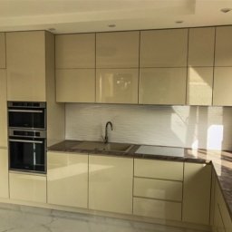 Meble na wymiar Gomunice 3