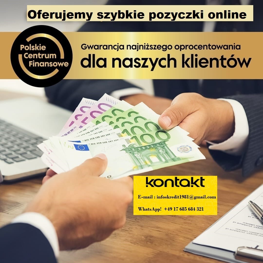 Osoba wręcza plik banknotów euro na tle laptopa i dokumentów. Oferta szybkich pożyczek online w Swarzędzu z gwarancją niskiego oprocentowania.