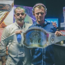 Ja, DJ Norberto Loco i mistrzowski pas rekordzisty wykonany według mojego projektu graficznego ( Guinness World Record in the longest marathon club DJ-ing ), Dublin, Ireland, 2016