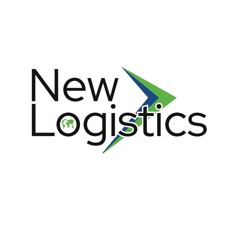 Logo firmy New Logistics z nazwą, zieloną mapą świata w literze 'o' i strzałką w kolorach zieleni i błękitu.