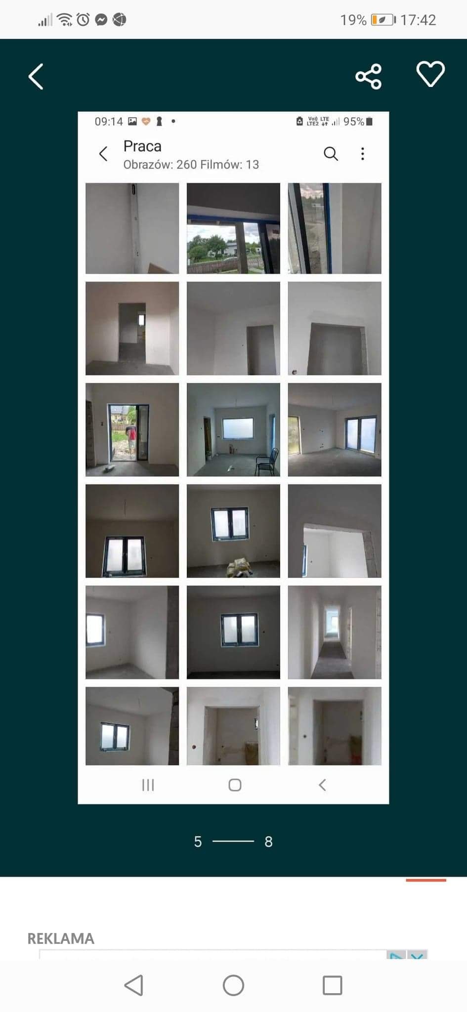 Zrzut ekranu aplikacji mobilnej z galerią zdjęć wnętrz w stanie deweloperskim, ściany przygotowane do malowania lub gładzi, widoczne okna i otwory drzwiowe.