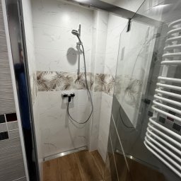 Zrobiona wnęka, po wykryciu przecieku.