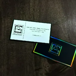 Wizytówki z uszlachetnieniem holograficznym naszego projektu oraz realizacji