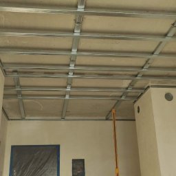 Stelaż krzyżowy pod sufit podwieszany